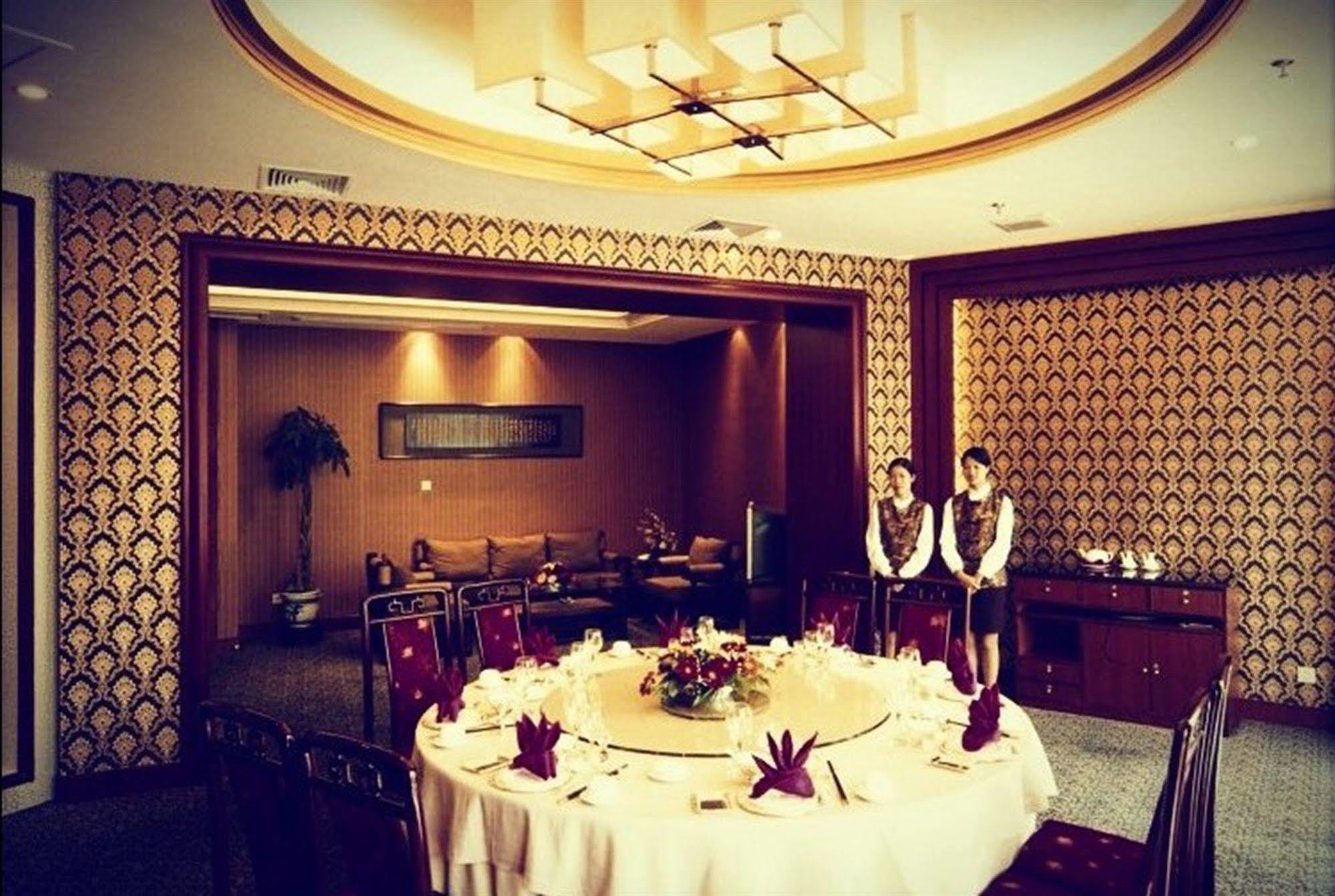 Yiwu Yi He Hotel Extérieur photo